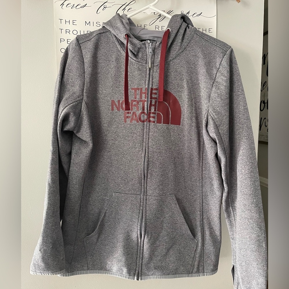 The Northface women’s zip up hoodie LARGE
